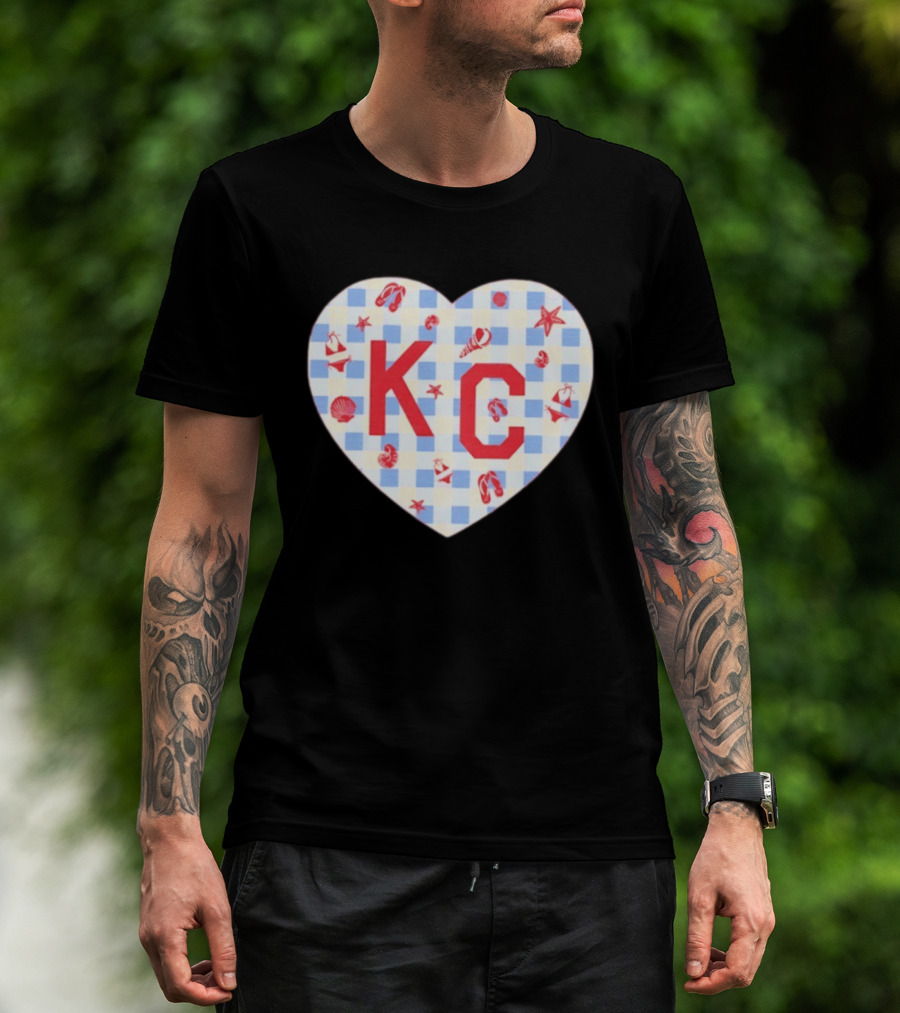 KC Heart Summertime Oatmeal Checkered Seashells And Starfish T-Shirt