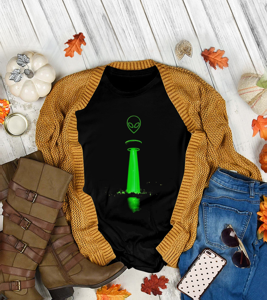 Victor Wamby Alien Spaceship Calgary Tower Abduction UFO Green Glow T-Shirt