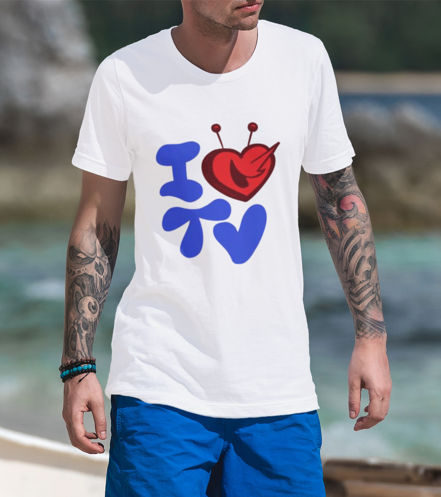 I Love TV Blue Red Heart Antenna T-Shirt