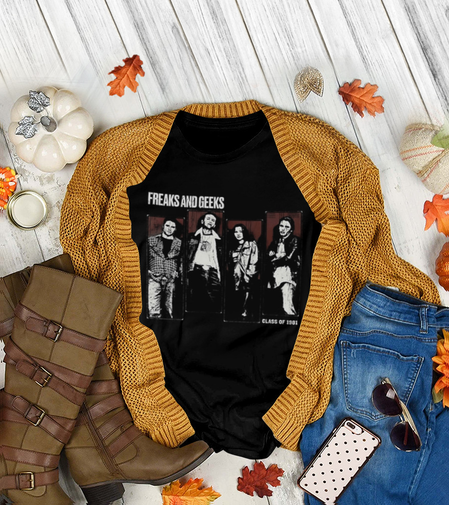 Freaks And Geeks Class Of 1981 Vintage High School Style 1980s Retro Clothing T-Shirt