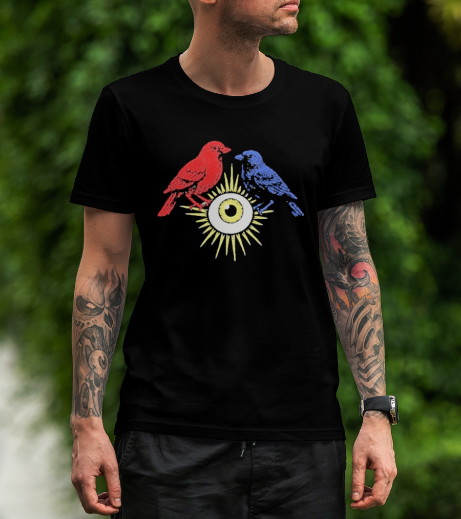 Upchurch Creeker III Red Blue Birds Sun Eye Motif T-Shirt