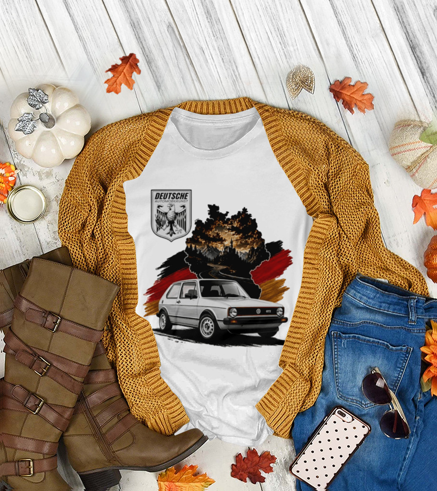 Deutsche Automobilkunst Volkswagen Golf GTI Germany Map Scenic Road Eagle Crest T-Shirt