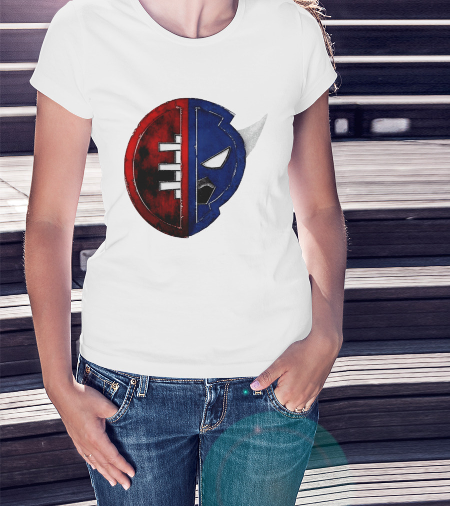 Buffalo Football Fusion Mask Emblem Red Blue Horns T-Shirt