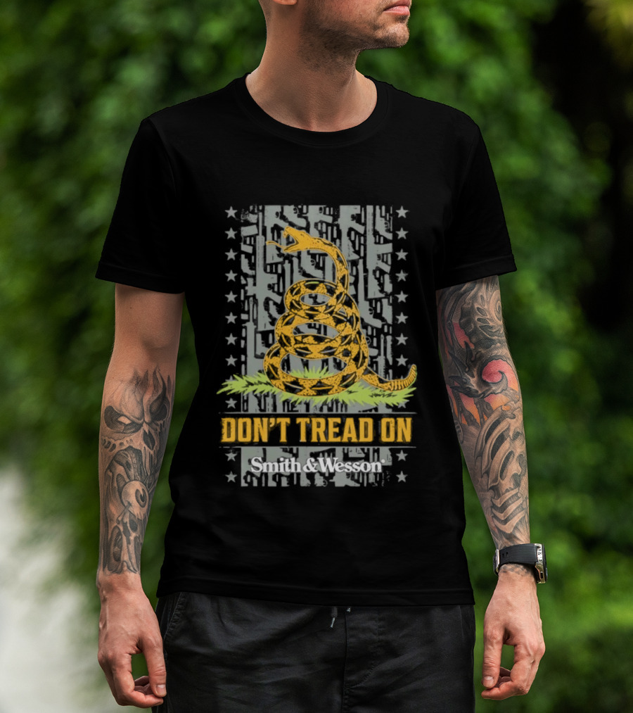 Don't Tread On Me Smith And Wesson Gadsden Flag Coiled Snake T-Shirt