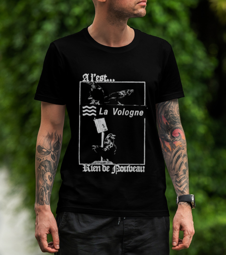 A L'Est La Vologne Rien De Nouveau Raven T-Shirt