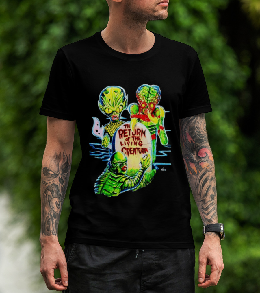 The Return Of The Living Creature Horror Movie Monsters And Tombstone Scene T-Shirt