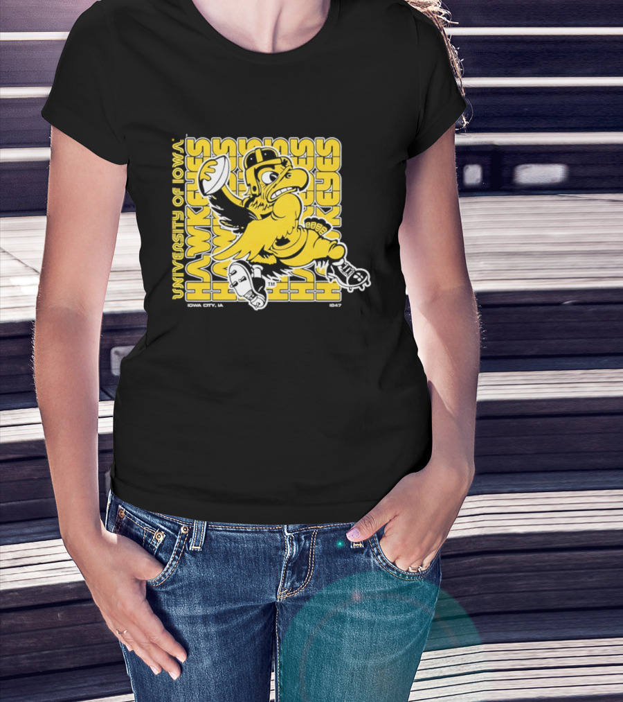 University Of Iowa Hawkeyes Mascot Iowa City Retro 1847 T-Shirt