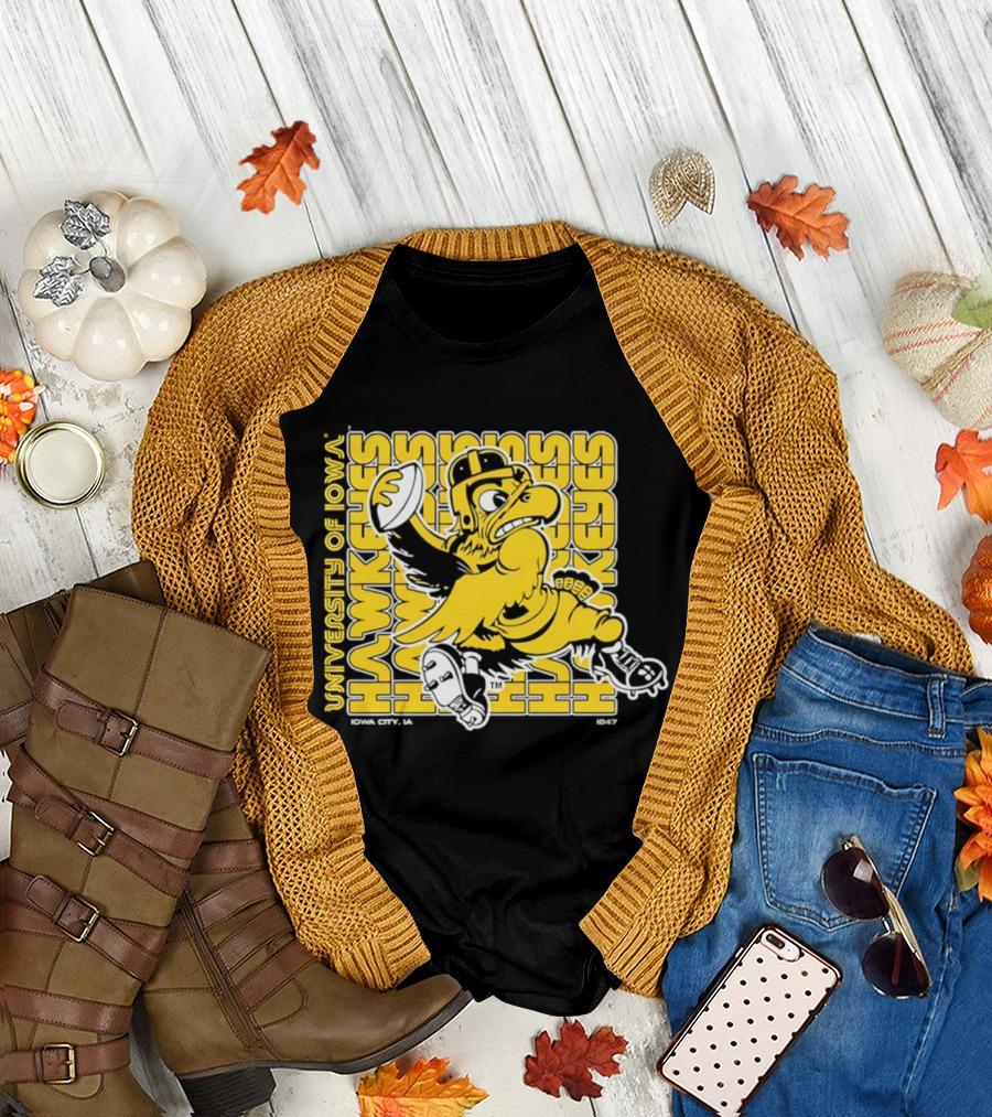 University Of Iowa Hawkeyes Mascot Iowa City Retro 1847 T-Shirt