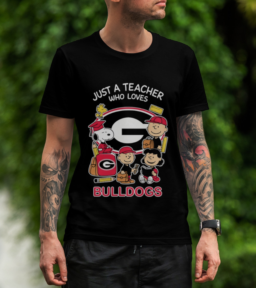 Just A Teacher Who Loves Bulldogs Peanuts X Georgia Football Academics T-Shirt