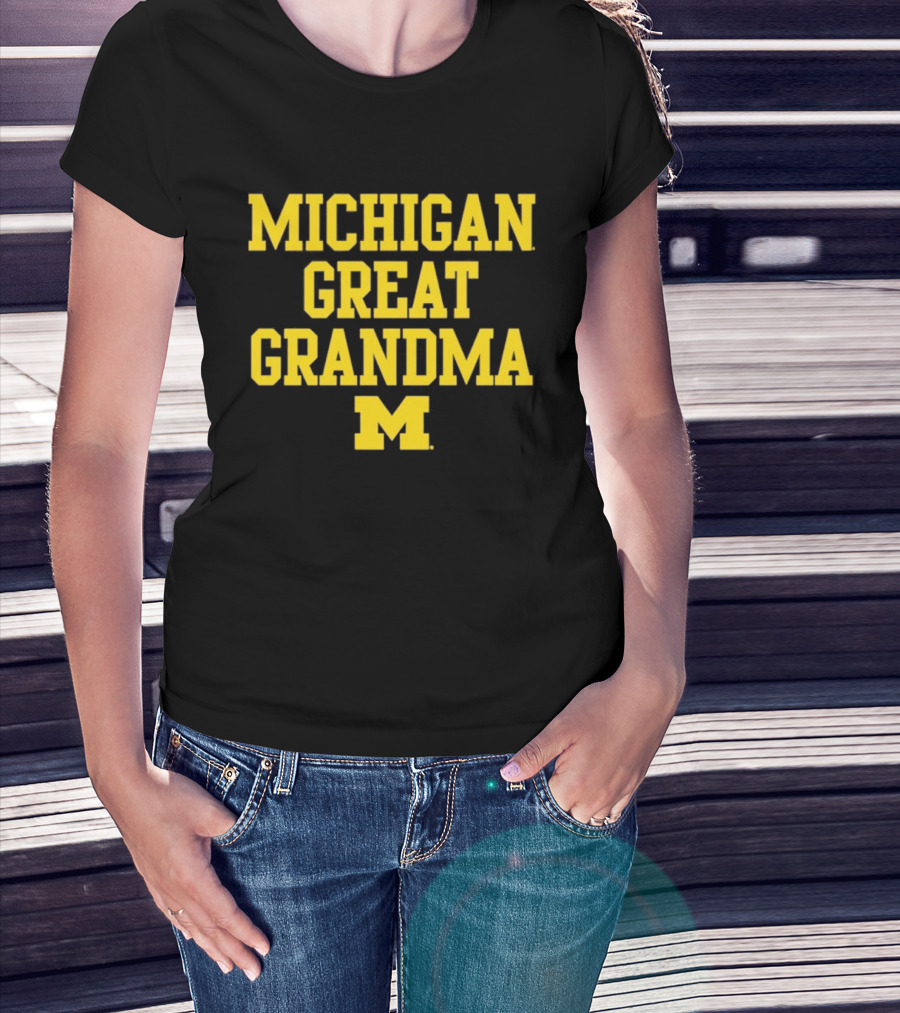 Michigan Wolverines Great Grandma M 2026 NCAA Family Sports Fan Gear T-Shirt