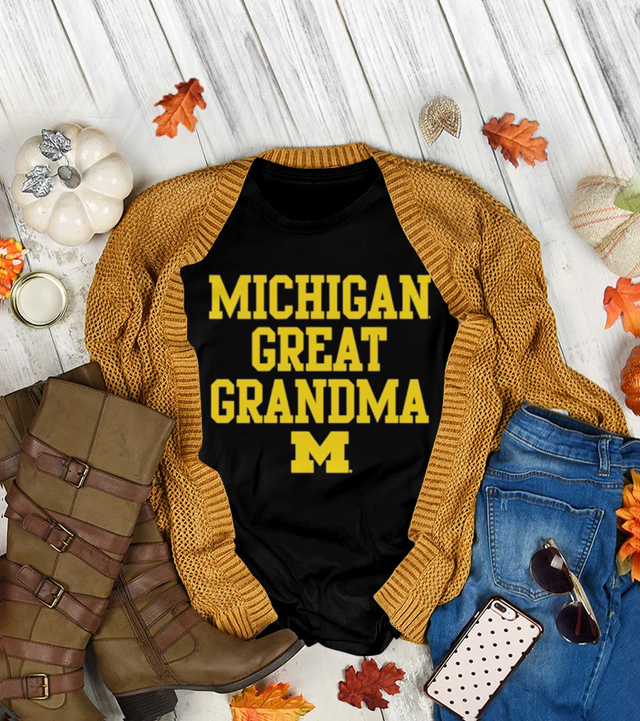 Michigan Wolverines Great Grandma M 2026 NCAA Family Sports Fan Gear T-Shirt