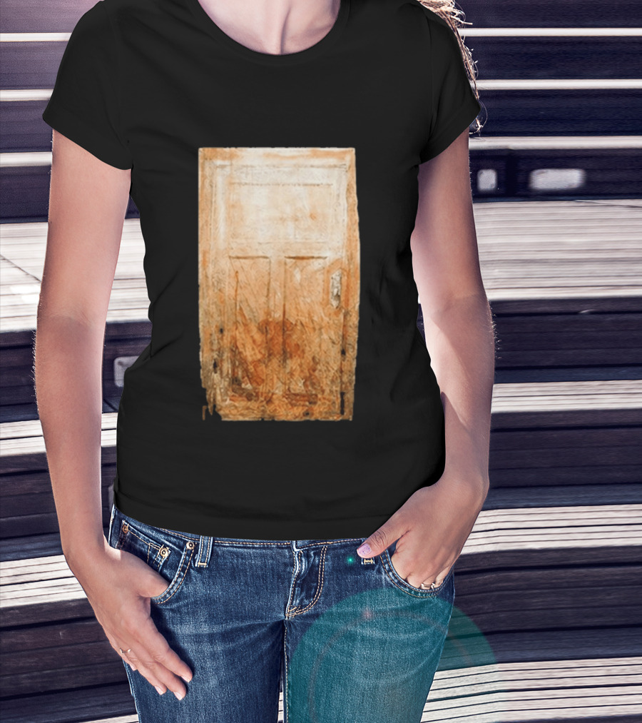 Insidious 5 Cast And Crew Vintage Door T-Shirt