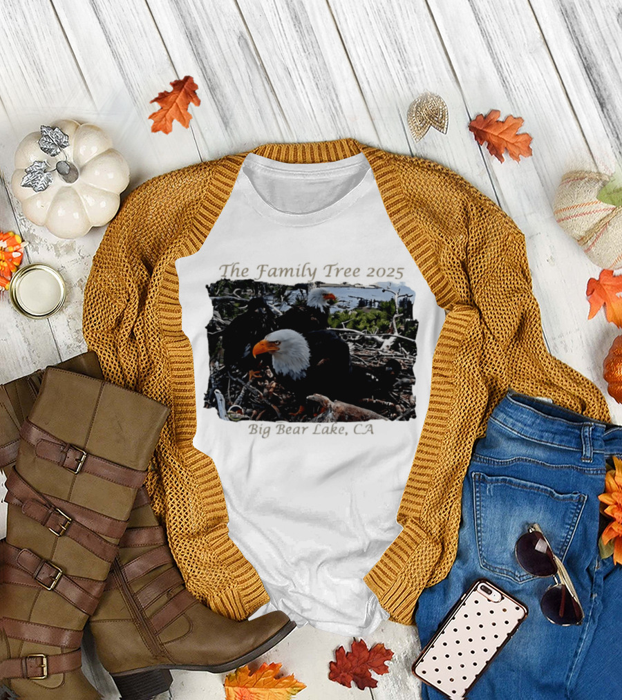 The Family Tree 2025 Bald Eagles Nest Big Bear Lake CA T-Shirt
