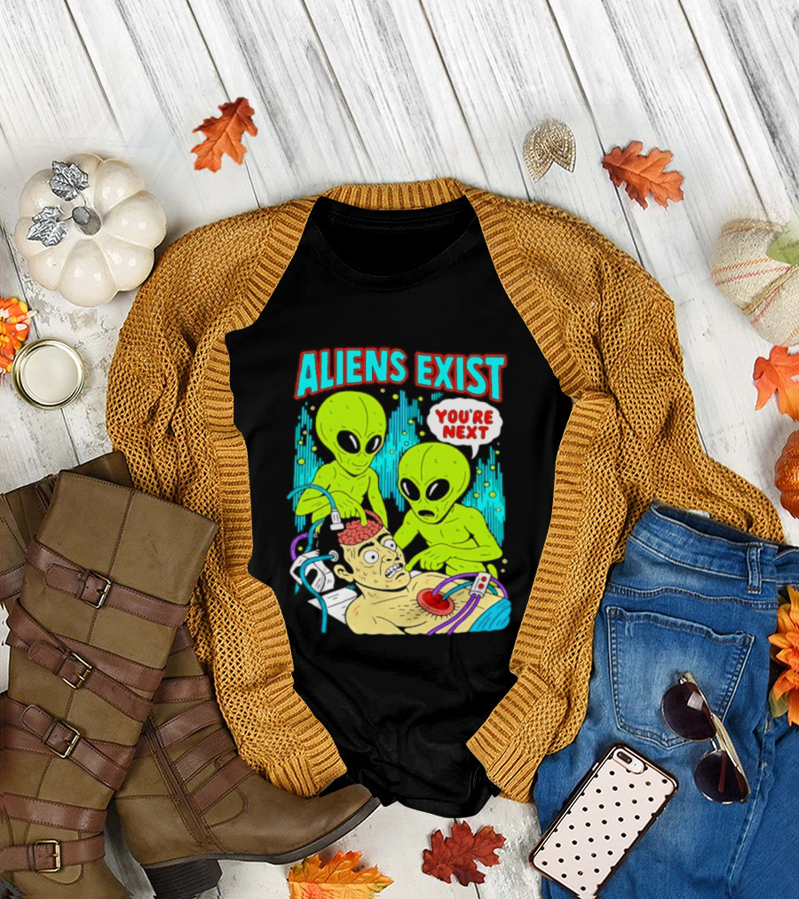 Aliens Exist You Are Next Green Alien Abduction Teen Hearts T-Shirt