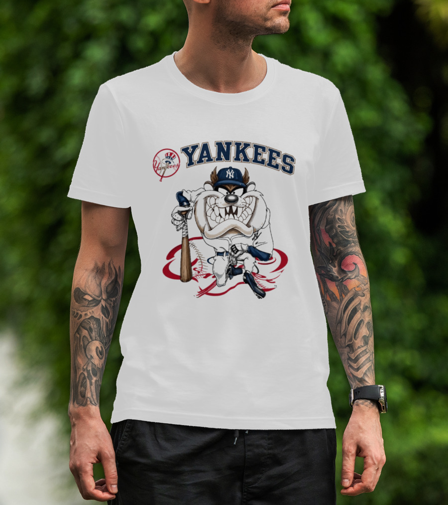 NY Yankees Tasmanian Devil Looney Tunes Baseball MLB T-Shirt