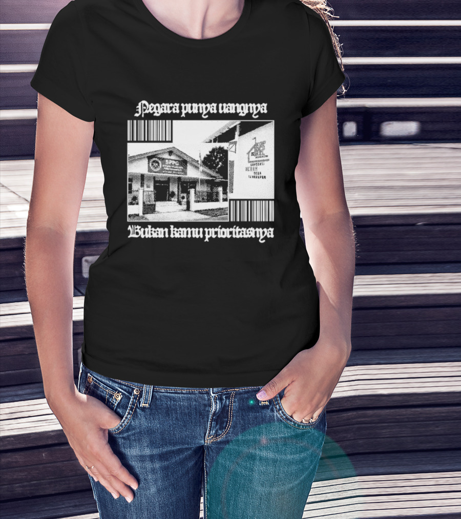 Negara Punya Uangnya Bukan Kamu Prioritasnya Monochrome House And Trees T-Shirt