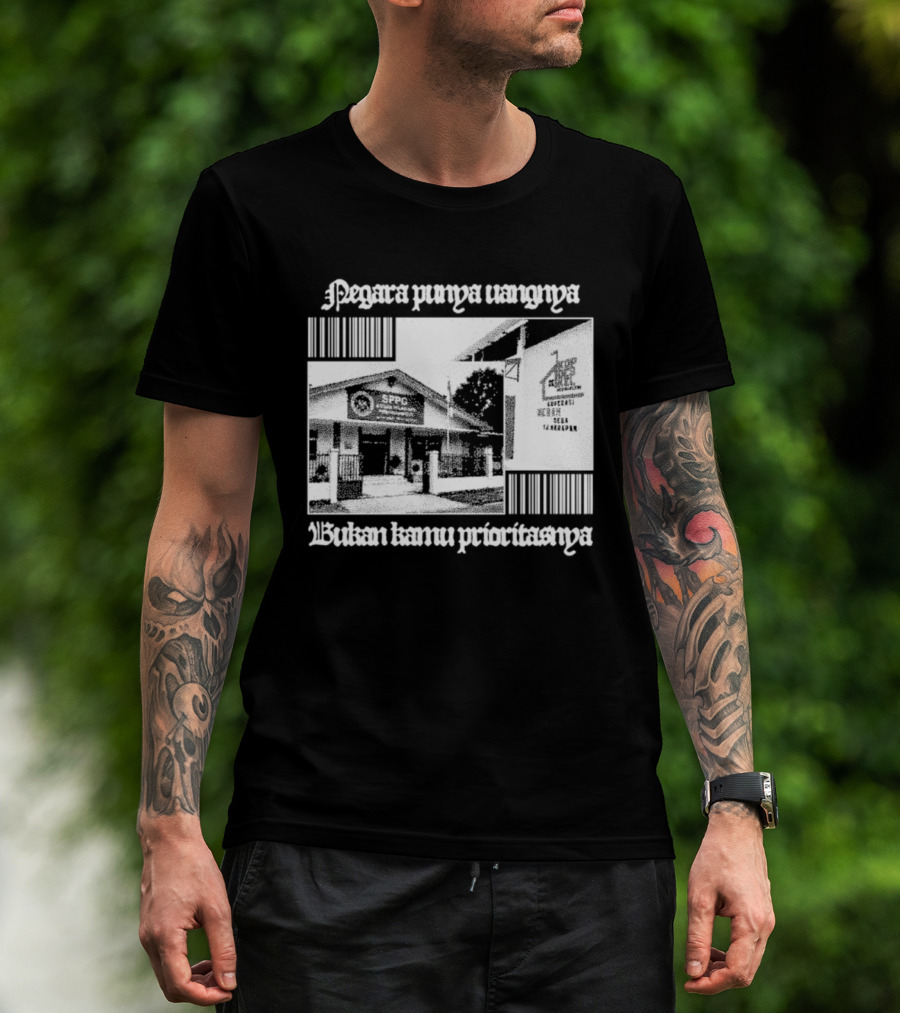 Negara Punya Uangnya Bukan Kamu Prioritasnya Monochrome House And Trees T-Shirt