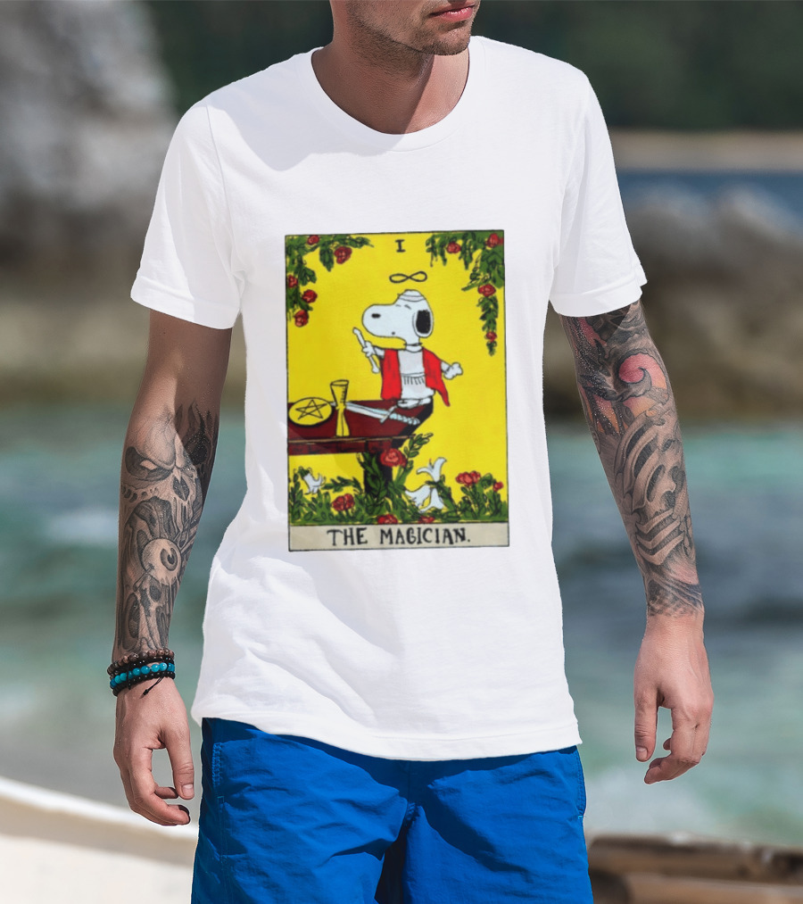 Snoopy Peanuts The Magician Tarot Card T-Shirt