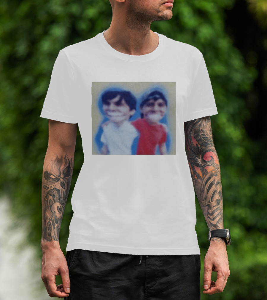 Slushy Noobs Hugging Cartoon Characters In Red And White Outfits T-Shirt