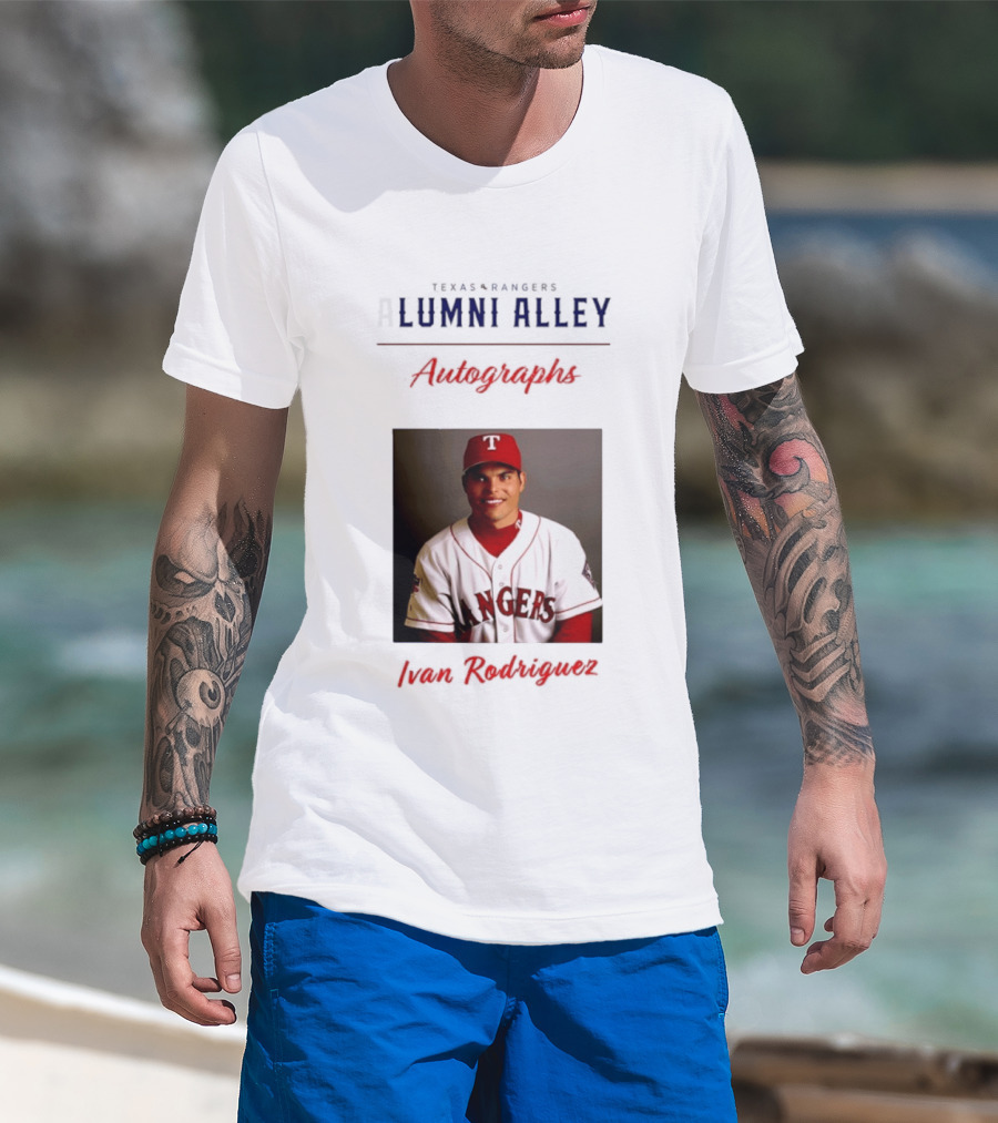Texas Rangers Alumni Alley Ivan Rodriguez Autographs T-Shirt