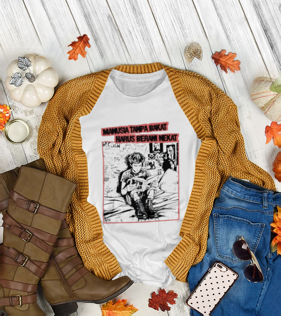 Manusia Tanpa Bakat Harus Berani Nekat Punk Collage T-Shirt