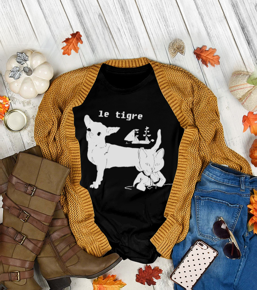 Le Tigre Chihuahua Cat Ship Kathleen Hanna T-Shirt