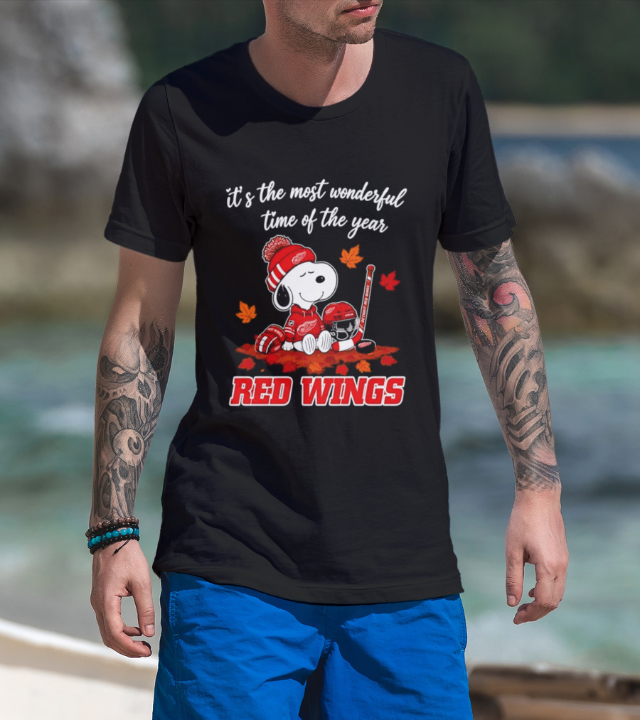 It's The Most Wonderful Time Of The Year Detroit Red Wings Snoopy Halloween 2026 T-Shirt