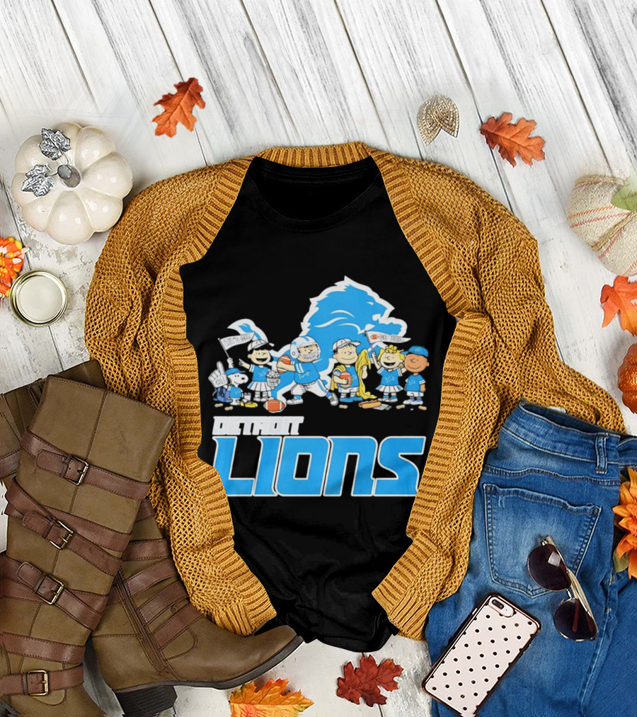 Peanuts Characters With Detroit Lions Team Collaboration T-Shirt