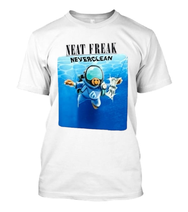 Neat Freak Neverclean Diver Catching Litter T-Shirt