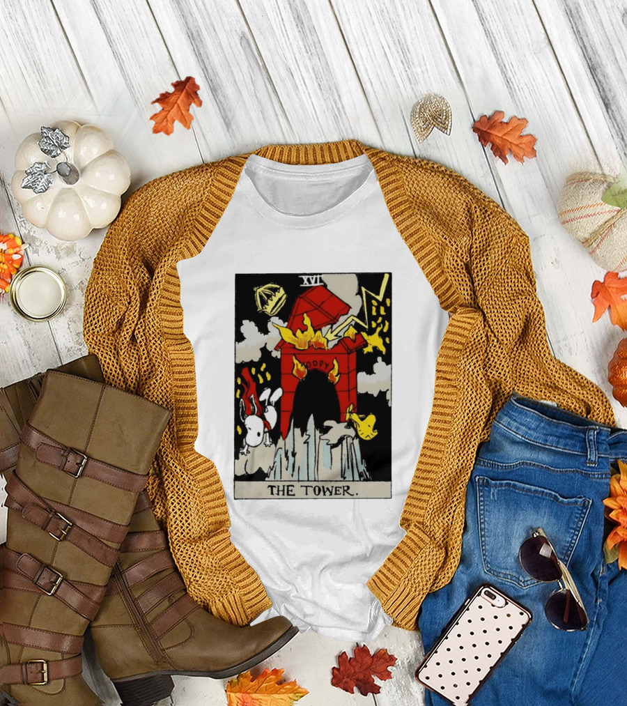 Snoopy The Tower Tarot Card XVII Lightning Flames Clouds Woodstock T-Shirt