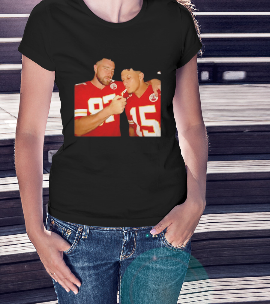 Kansas City Chiefs Mahomes Kelce Smoking 87 15 T-Shirt
