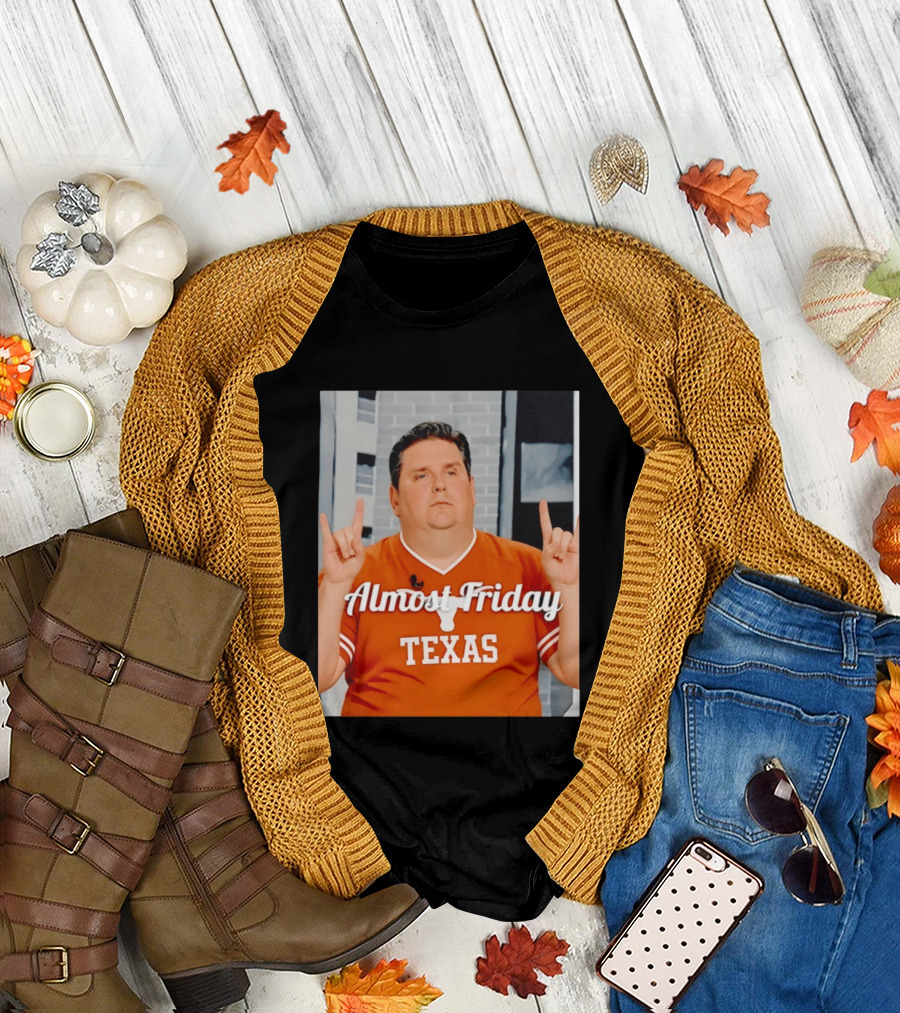 Almost Friday Texas Longhorn Hook 'EM T-Shirt