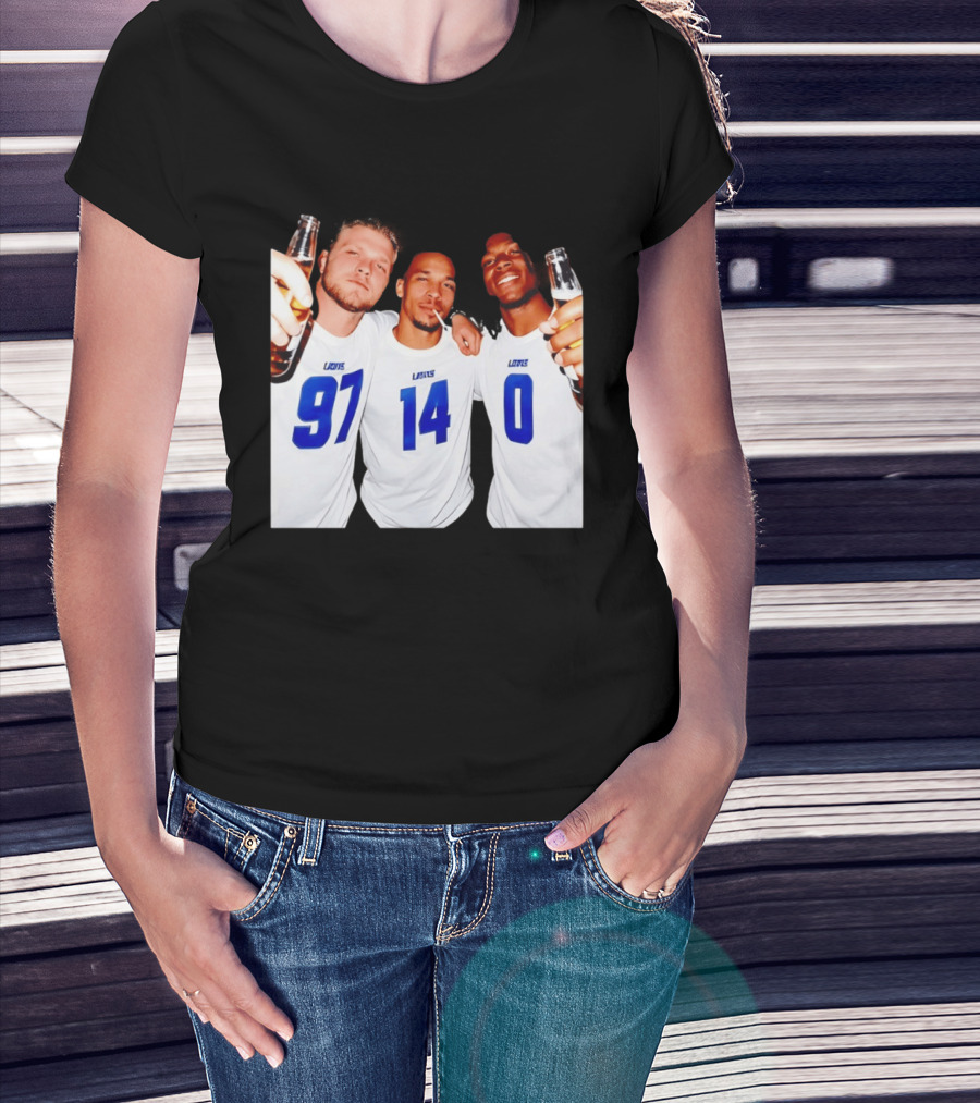Detroit Lions Aidan Hutchinson Amon Ra St. Brown Jahmyr Gibbs Holding Beer Bottles Smoking Celebration T-Shirt
