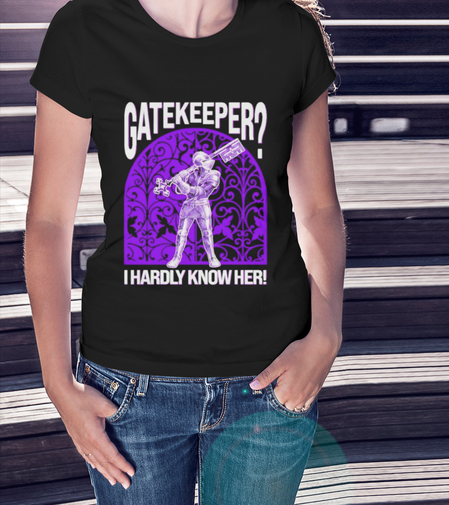 Gatekeeper I Hardly Know Her Knight In Armor Key Sword Purple T-Shirt