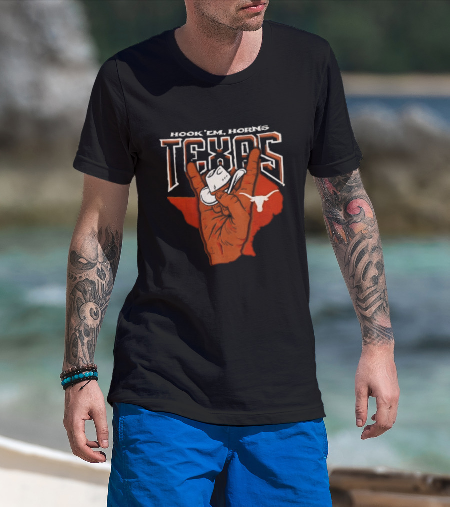 Hook 'em Texas Longhorns Hand Sign With Cowboy Hat And Longhorn T-Shirt