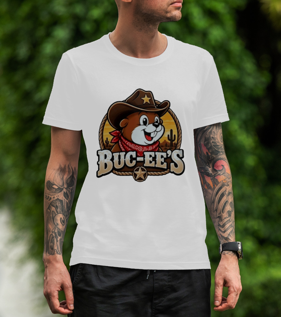 Buc Ee's Cowboy Howdy Beaver Star Bandana Cacti Desert Scene T-Shirt