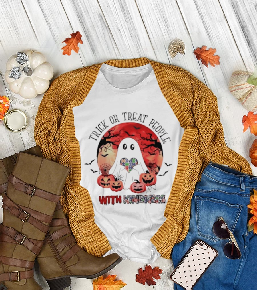 Trick Or Treat People With Kindness Autism Awareness Halloween Ghost Pumpkins T-Shirt