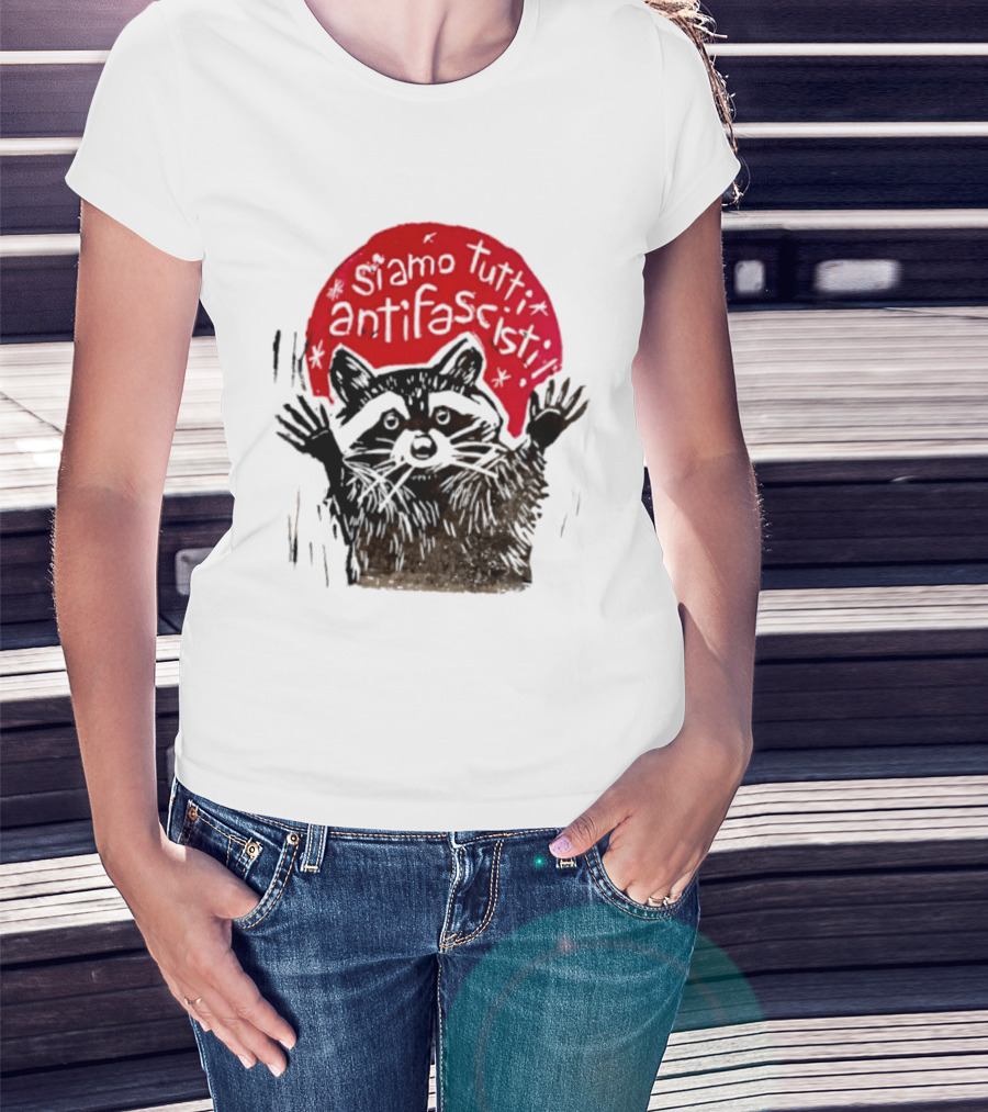 Siamo Tutti Antifascisti Raccoon Image T-Shirt