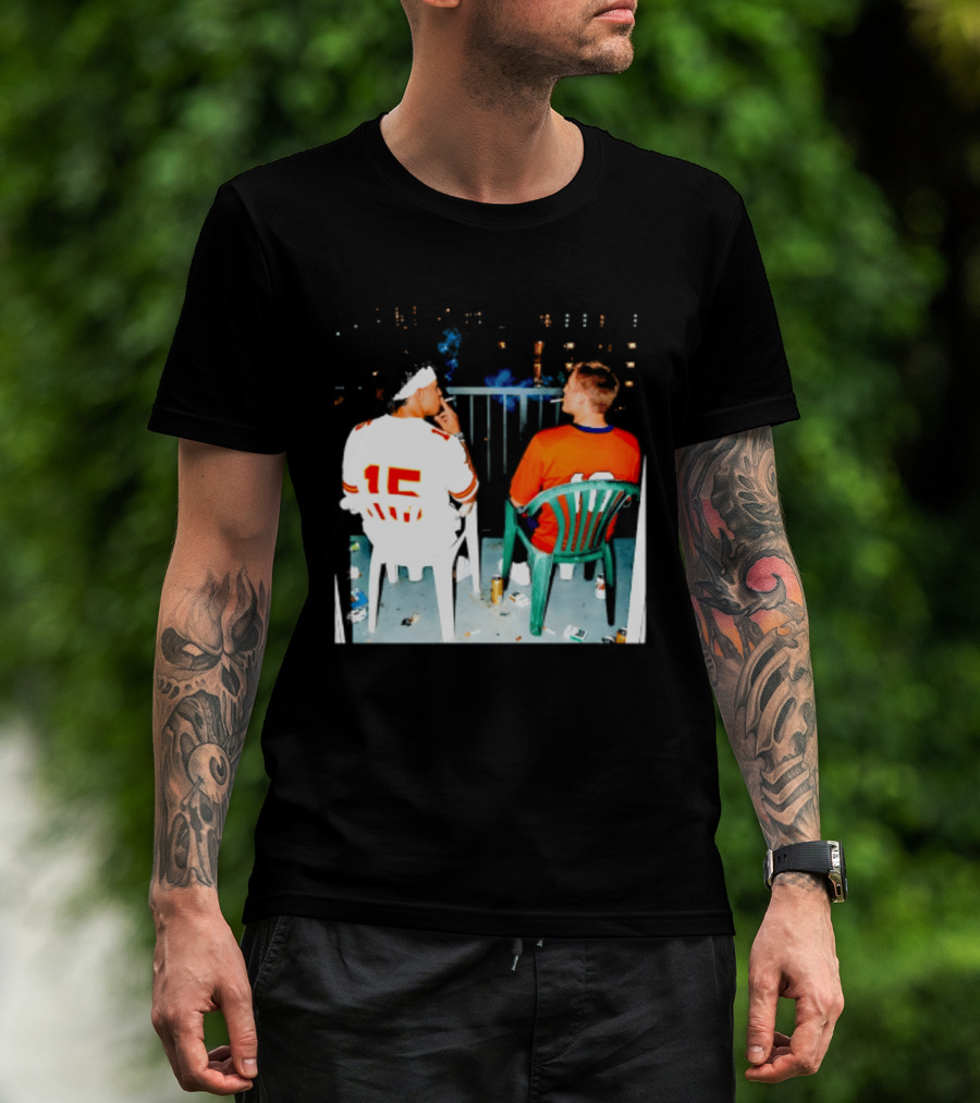 Patrick Mahomes Kansas City Chiefs And Bo Nix Denver Broncos Smoking Behind Skyline T-Shirt