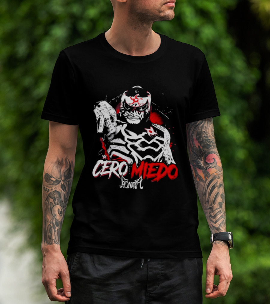 Cero Miedo Penta Hand Sign WWE Photo T-Shirt