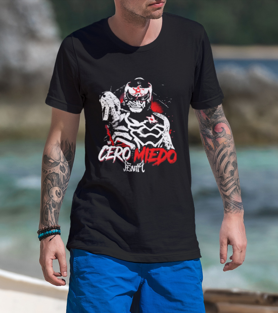 Cero Miedo Penta Hand Sign WWE Photo T-Shirt