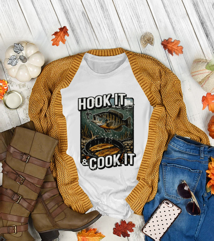 Hook It And Cook It Fishing Panfish Cast Iron Skillet T-Shirt
