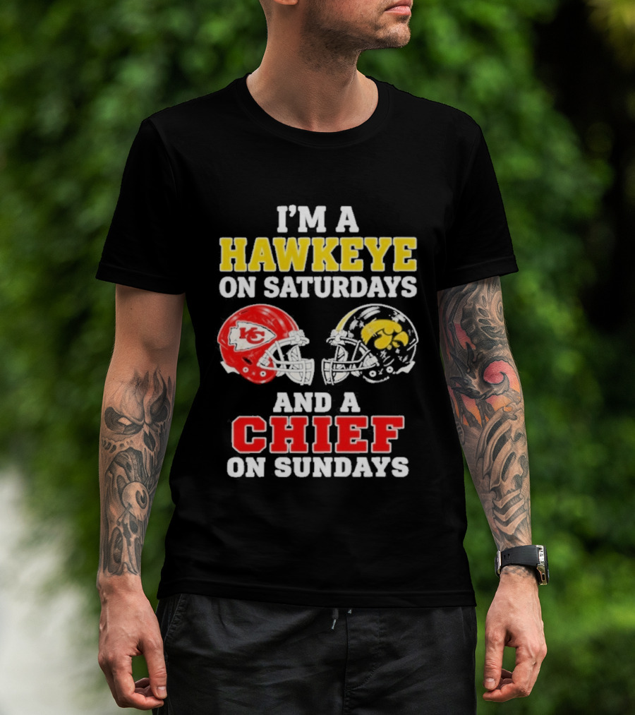 I'm A Hawkeye On Saturdays And A Chief On Sundays Helmet Head To Head T-Shirt