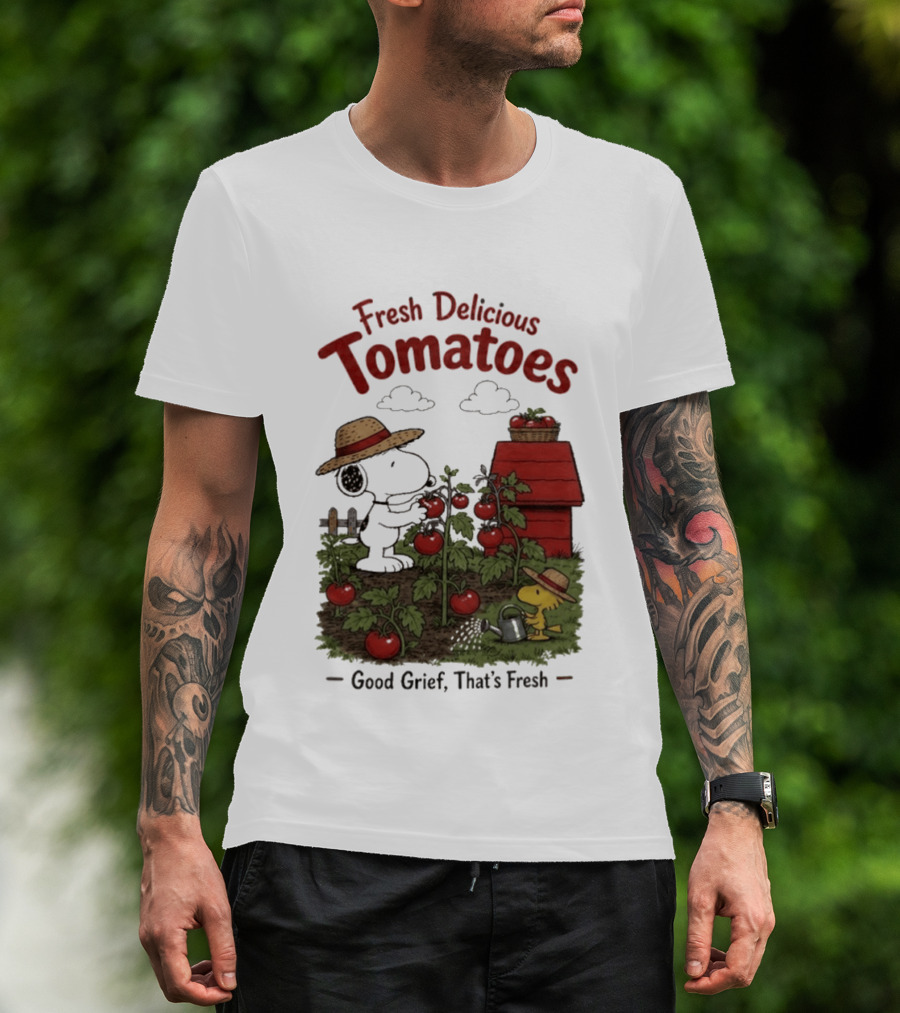 Snoopy Fresh Delicious Tomatoes Good Grief That's Fresh Garden Scene T-Shirt