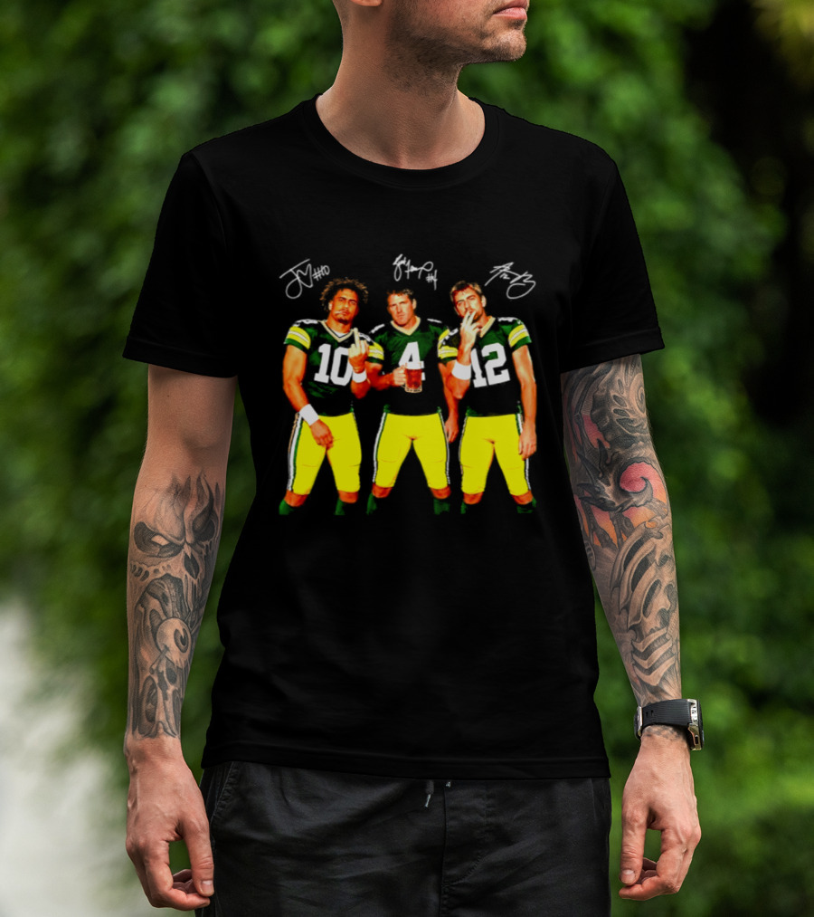 Brett Favre Aaron Rodgers Jordan Love Green Bay Packers Middle Finger Beer Smoking Signatures T-Shirt