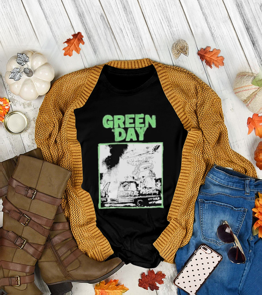 Green Day Riot Trio Vintage Sketch T-Shirt