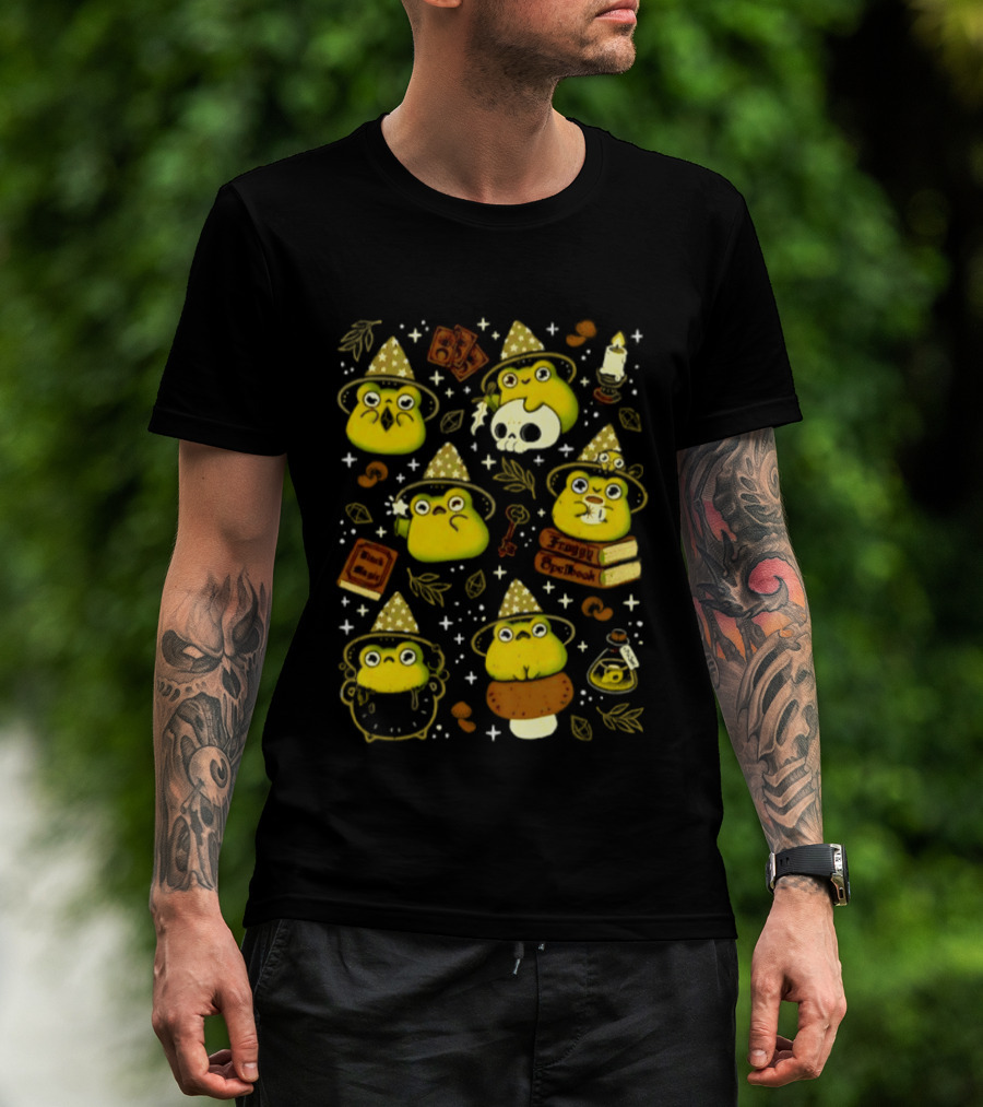 Witchy Froggy Spellbook Black Magic Poison Wizard Hat Mushrooms Potion Bottles T-Shirt