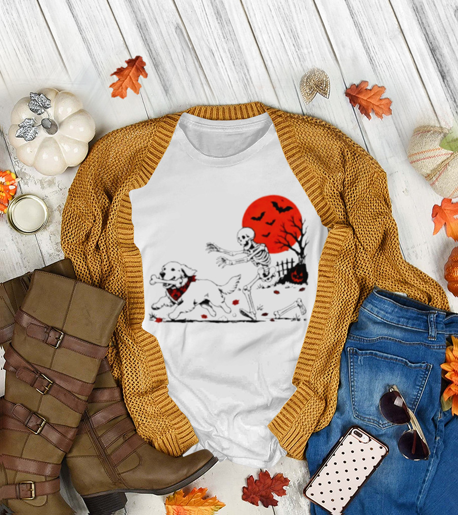 Golden Retriever And Skeleton Chase Under Red Moon With Bats And Pumpkin T-Shirt
