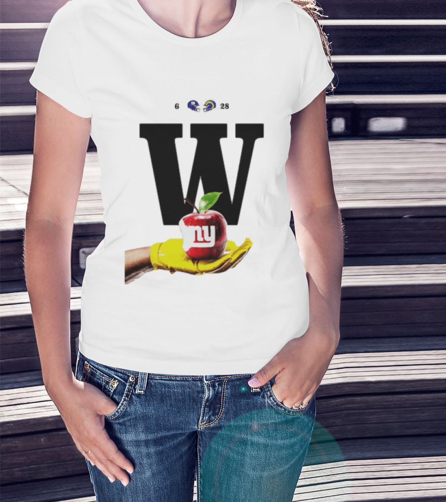 Los Angeles Rams W Over New York Giants Big Apple Victory T-Shirt