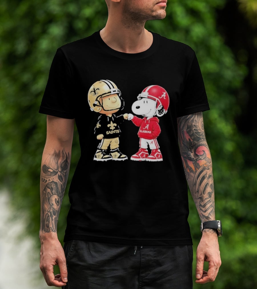Charlie Brown Saints Snoopy Alabama Fist Bump Football T-Shirt